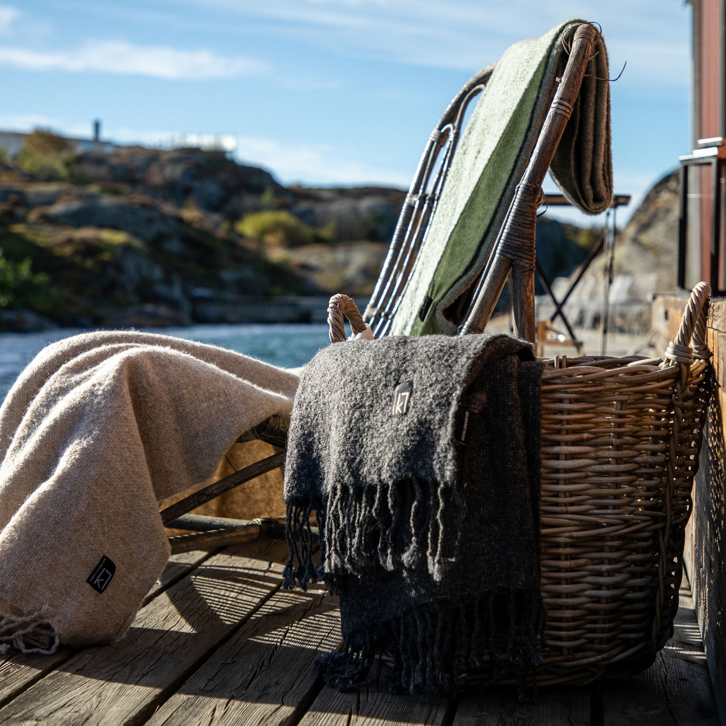 LT 54503 Kosta Linnewafveri Sjövallen Plaid 130x170 cm