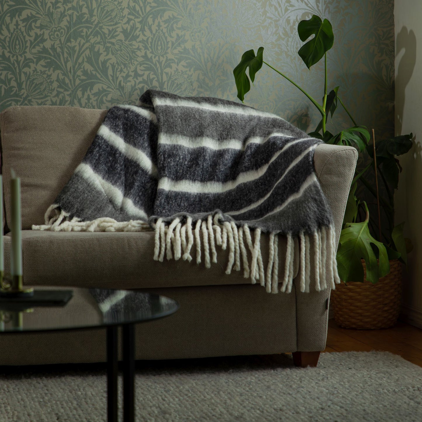 LT 54507 Kosta Linnewäfveri Wollplaid Streifen