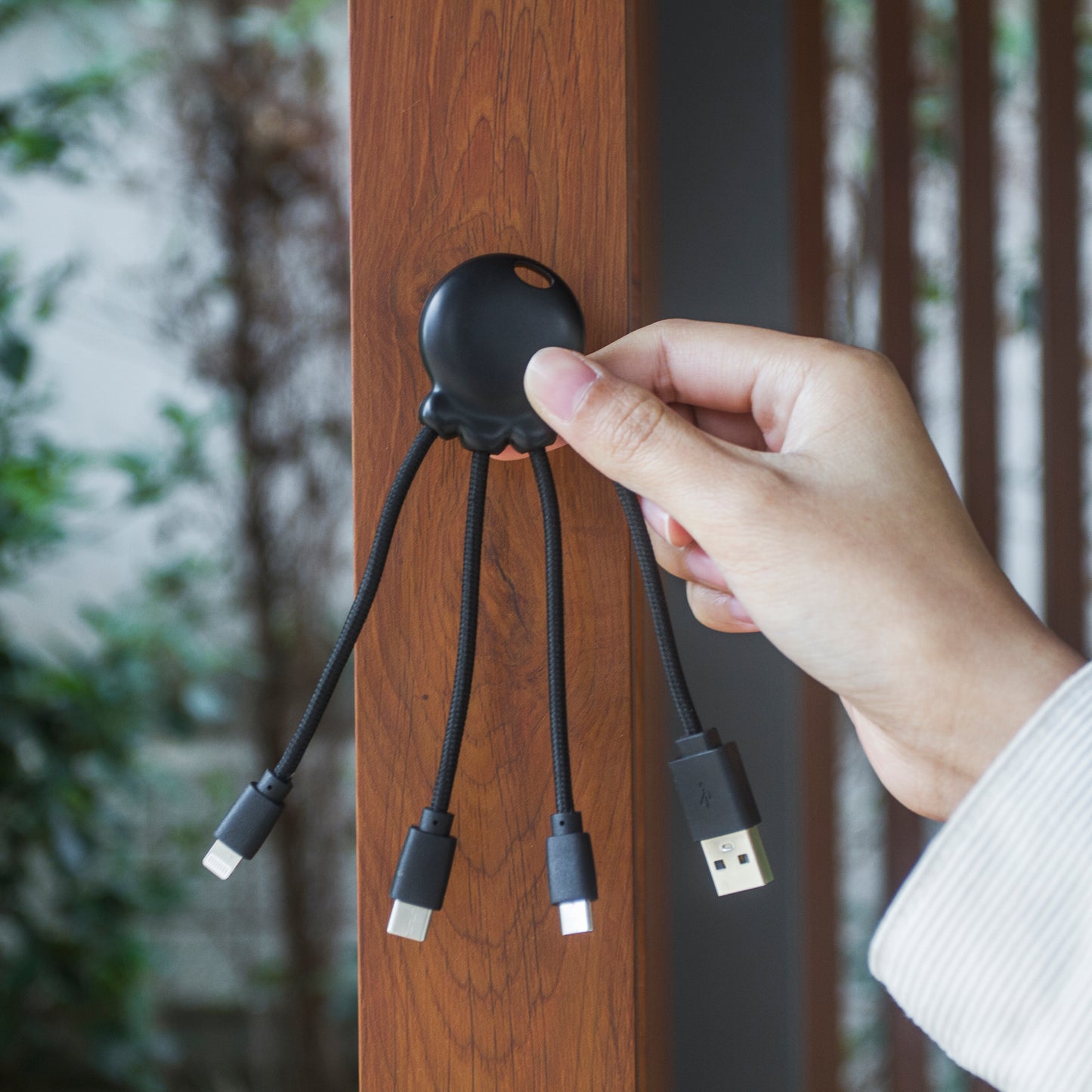 LT 41005  2087 | Xoopar Octopus Charging cable