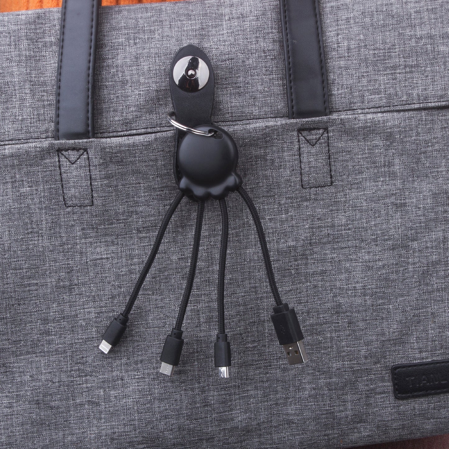 LT 41005  2087 | Xoopar Octopus Charging cable