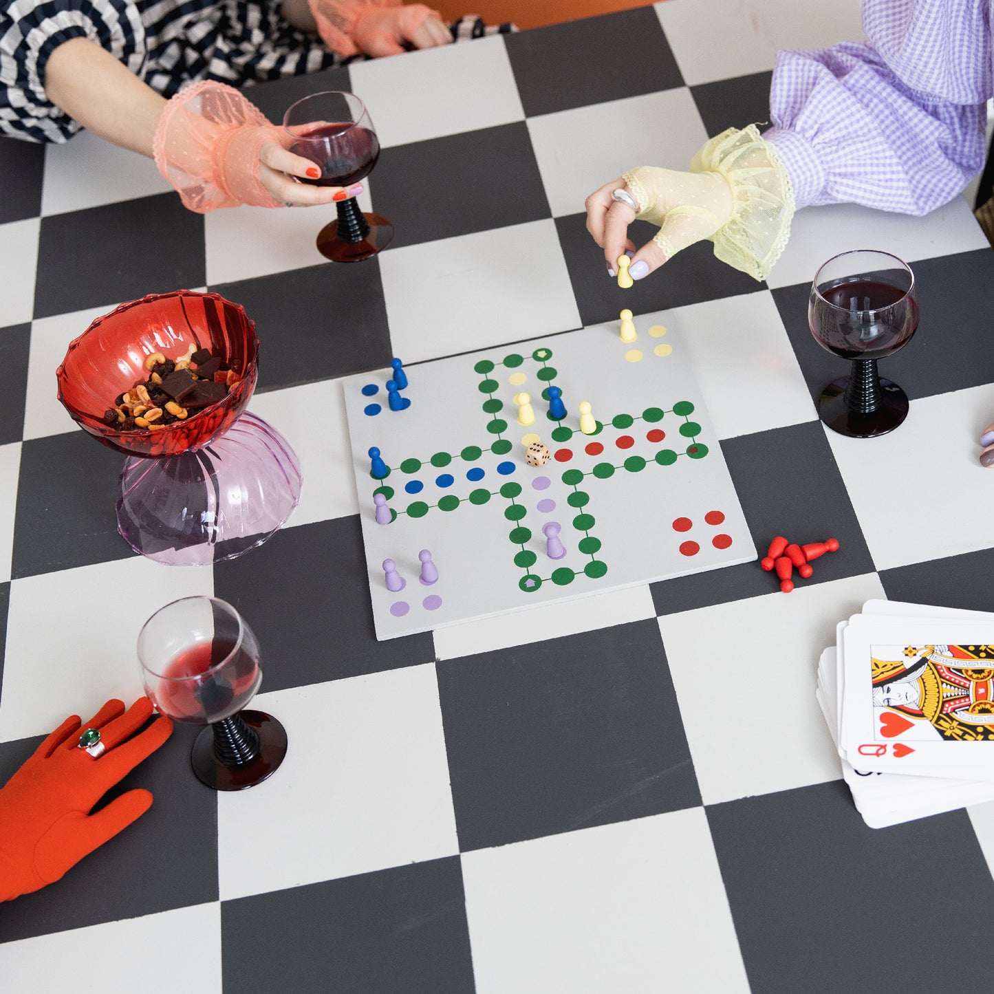 LT53004  Byon Ludo Gamble aus Holz.