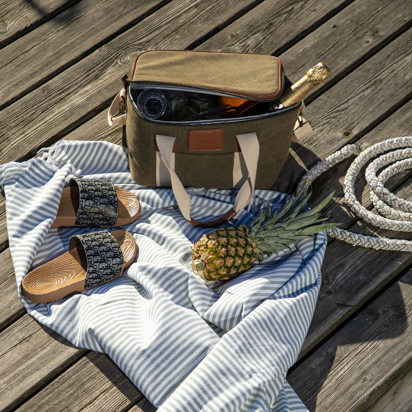 LT54006  Orrefors Hunting Kühltasche, 27 Liter